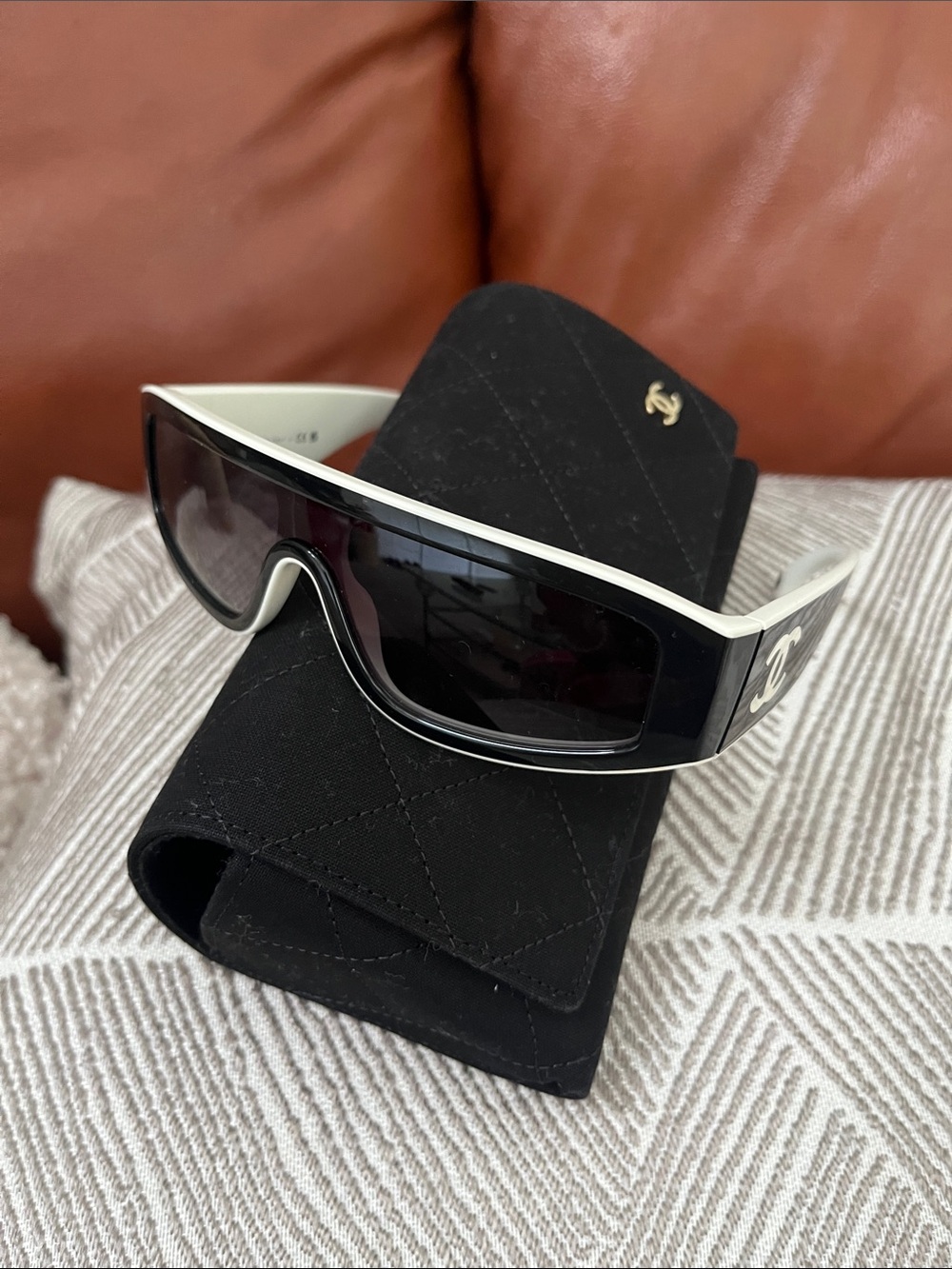 Authentic CHANEL Black and White Shield Sunglasses